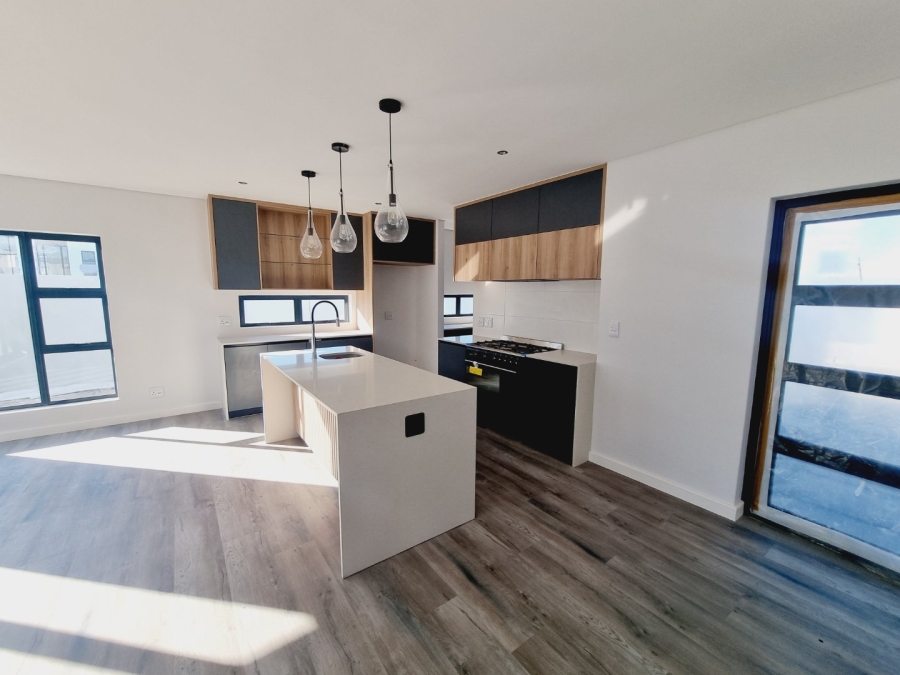 4 Bedroom Property for Sale in Sandown Western Cape